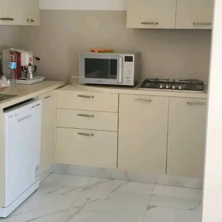 Casavane Apartment *